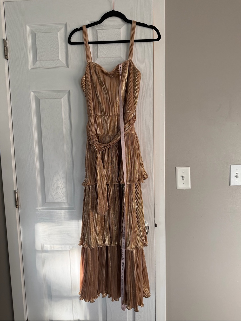 Mac Duggal Metallic Gold Ruffle Tiered Maxi Dress Gown NEW NWT